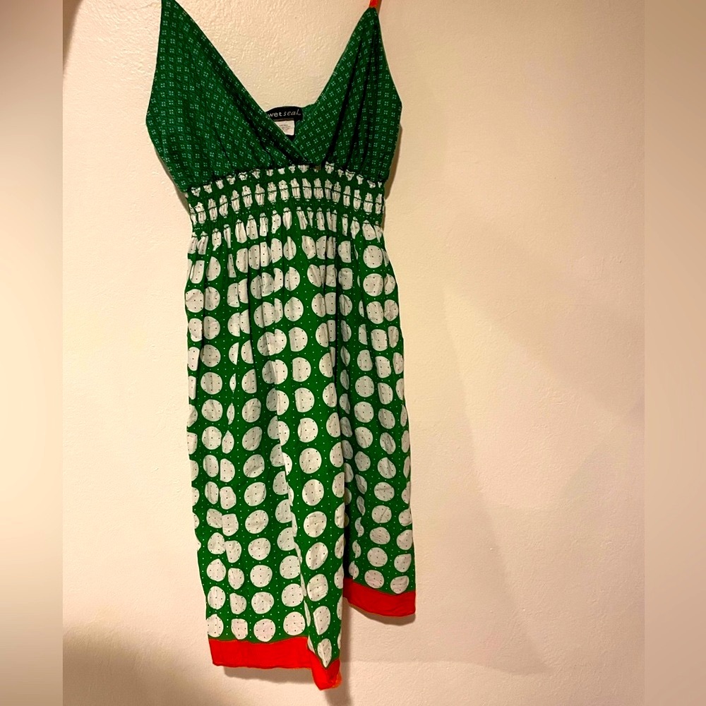 Cute vintage looking summer dress 👗 
100% cotton